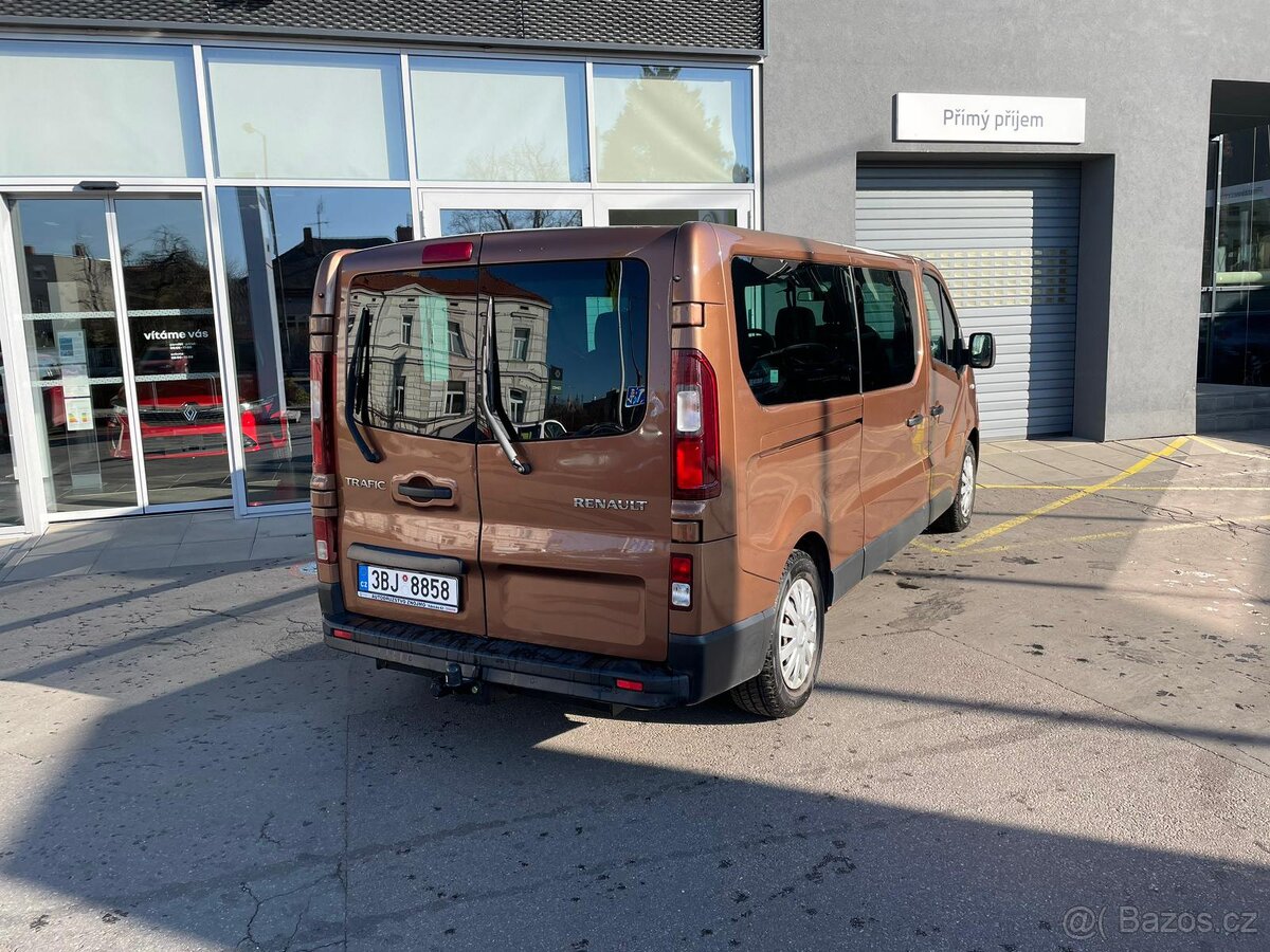 Prodám Renault Trafic 3 Long 1.6dci 92kw 8 míst 2017 - 3
