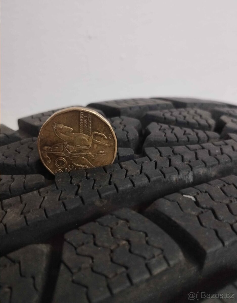 Zimní pneu 185/65 R15 STARMAXX - 3