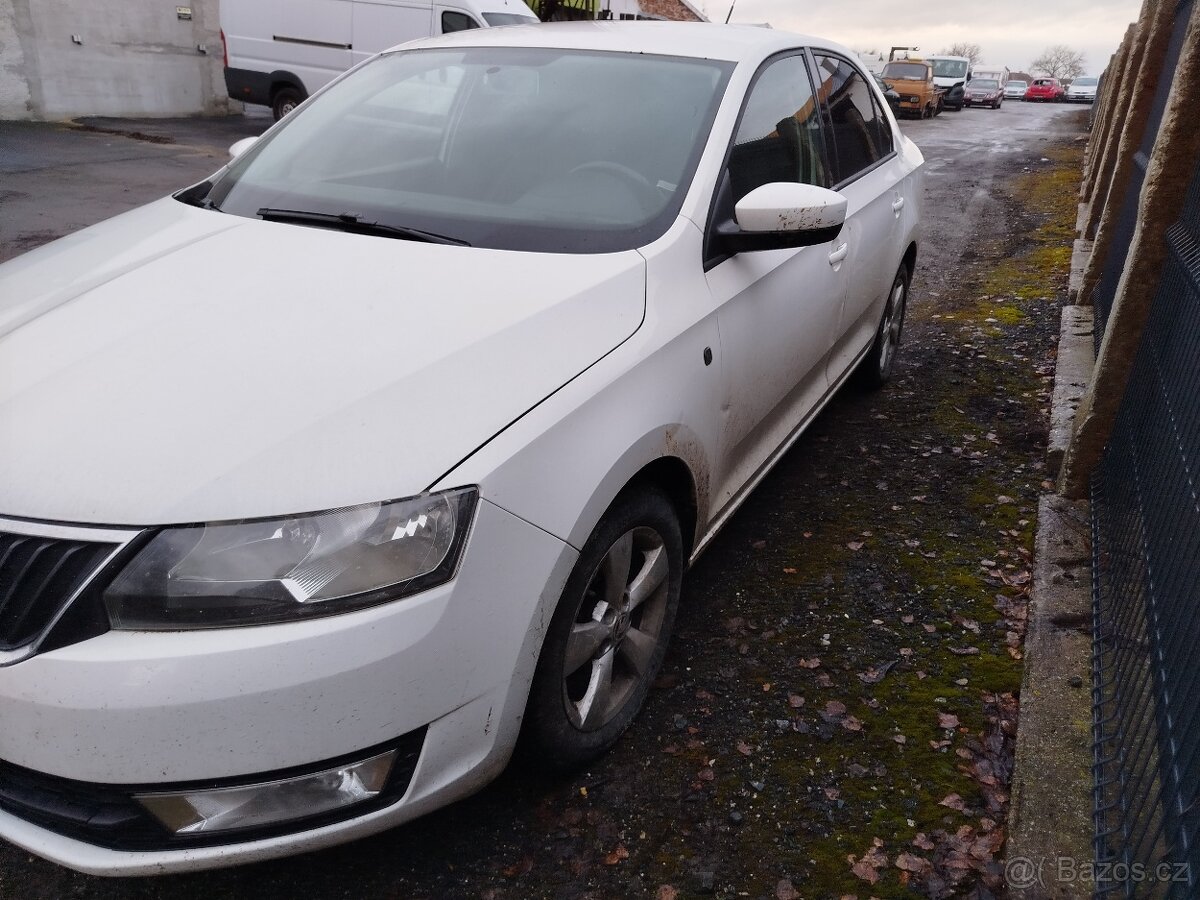 Prodám Škoda Rapid 1.6 TDI r.v.2013 - 3