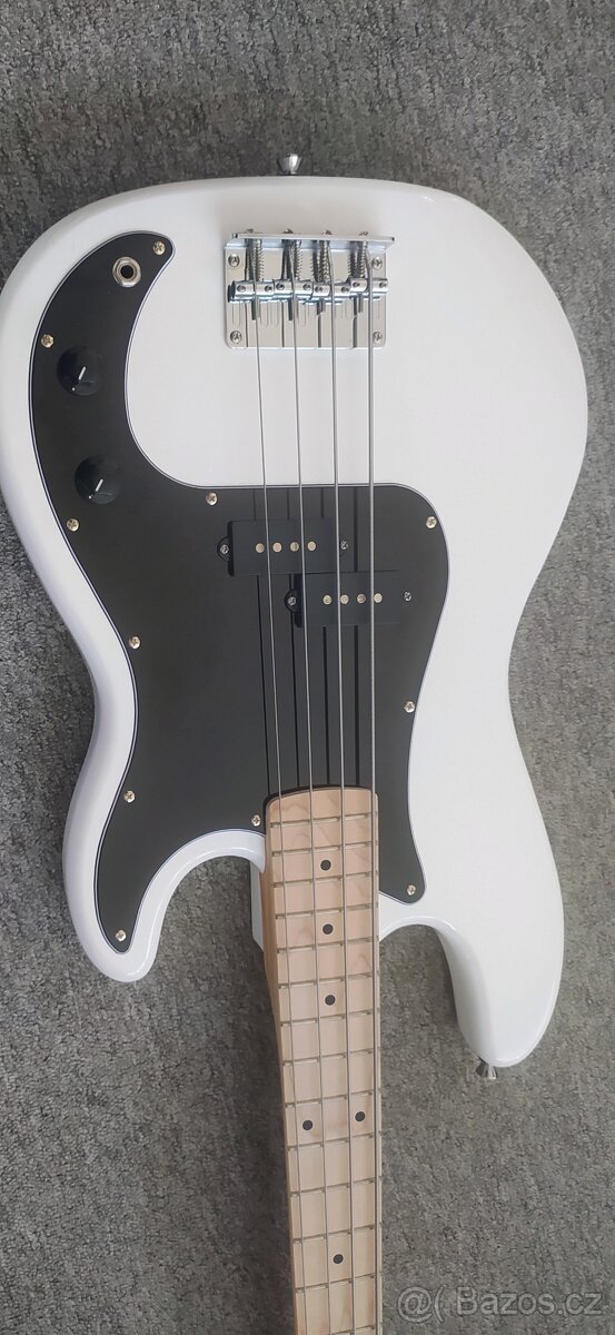 Baskytara Blond PB1 MN WH - 3