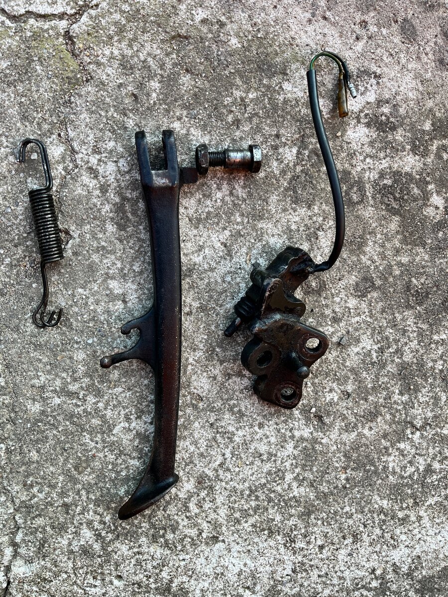 Stojan Kawasaki 600 - 3