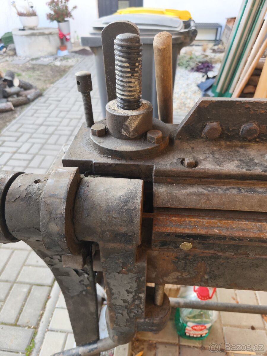 ohýbačka plechu - 3