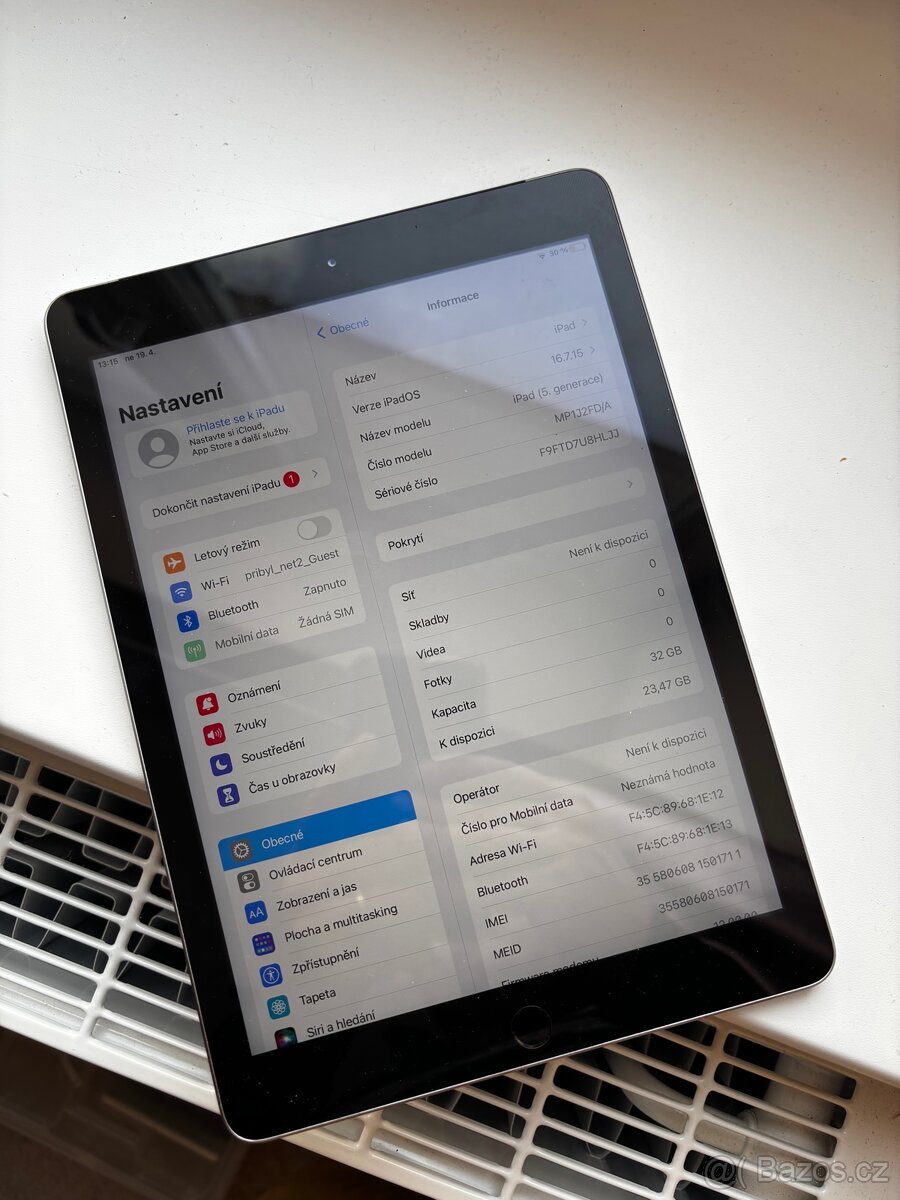 Apple iPad 5th 32GB LTE - 3