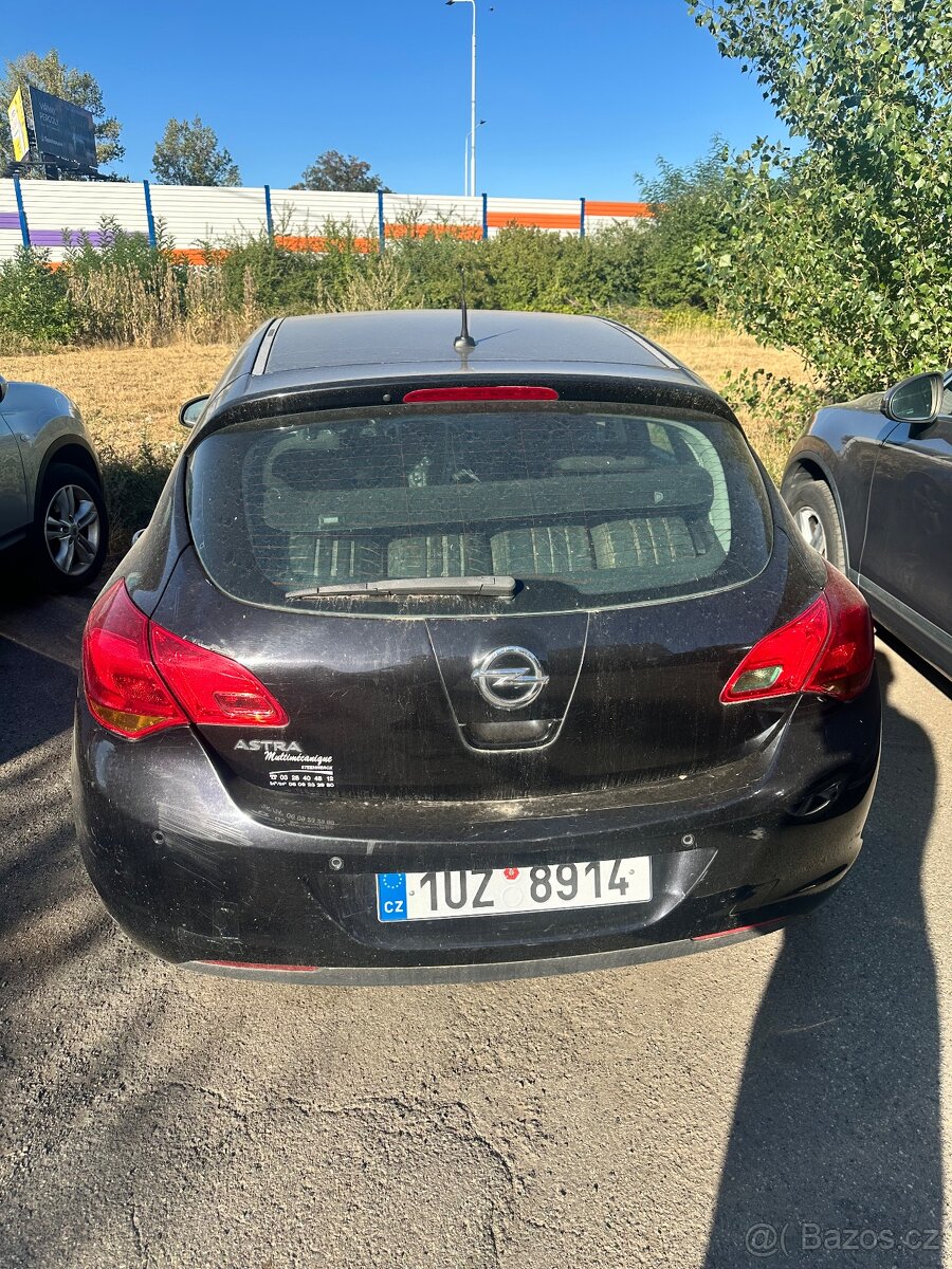 Opel Astra J náhradní díly - 3