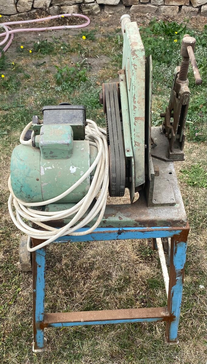 Kotoučová pila PR60 - 3