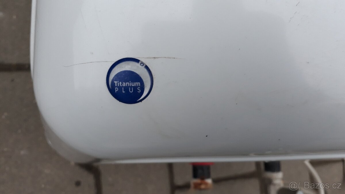 Elektrický ohřívač vody ARISTON 30l - 3