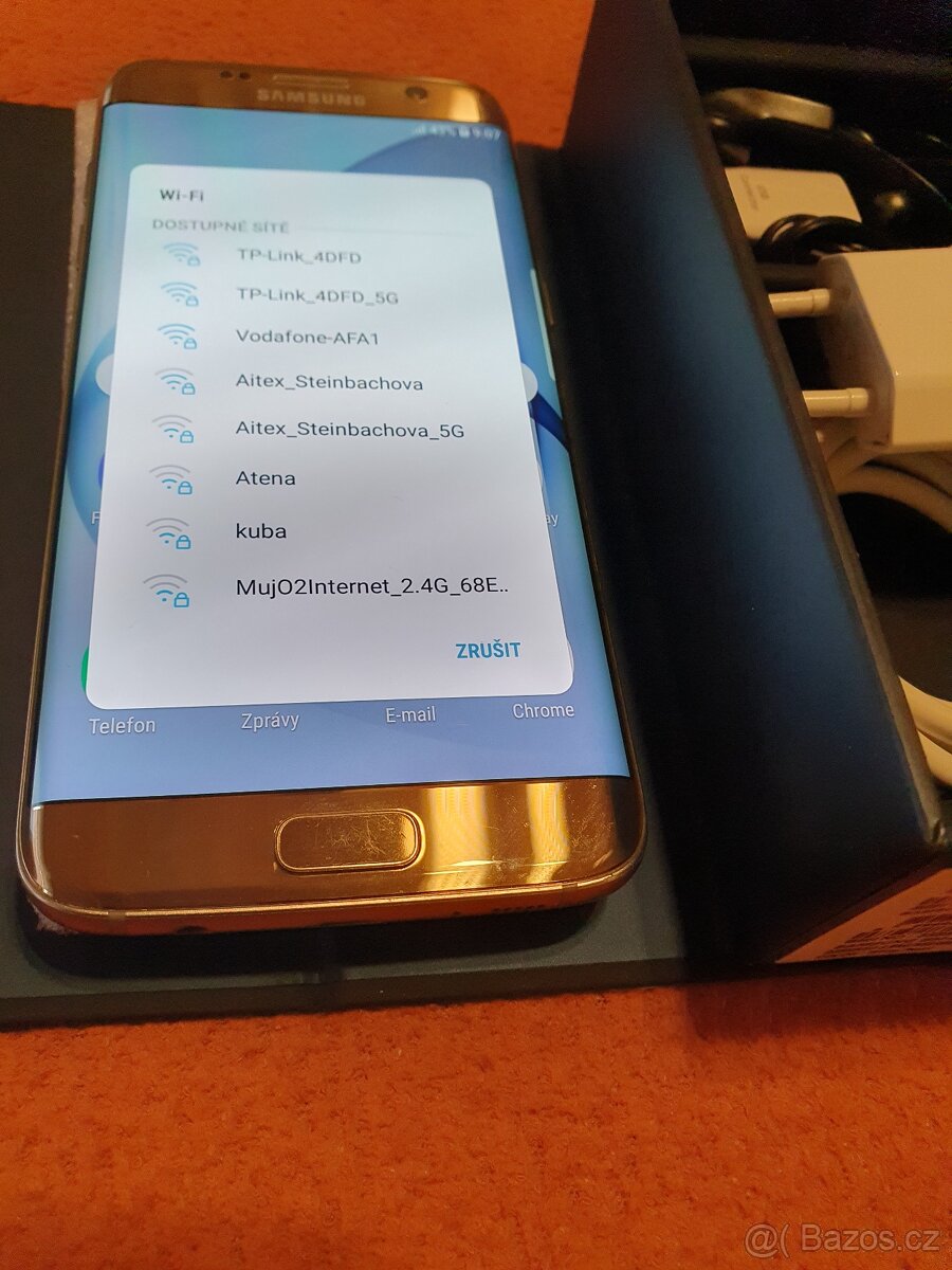 Samsung Galaxy S7 EDGE s velkým příslušenstvím - 3