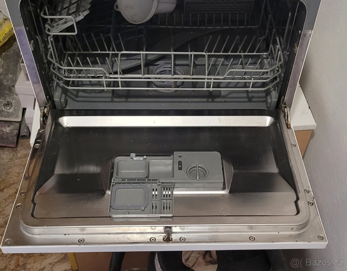 Myčka nádobí Candy - 3