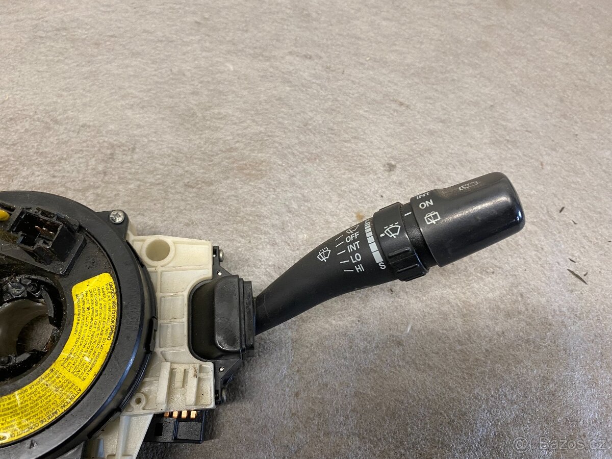 HYUNDAI SANTE FE I 2000-2006 - PÁČKY POD VOLANT - 3