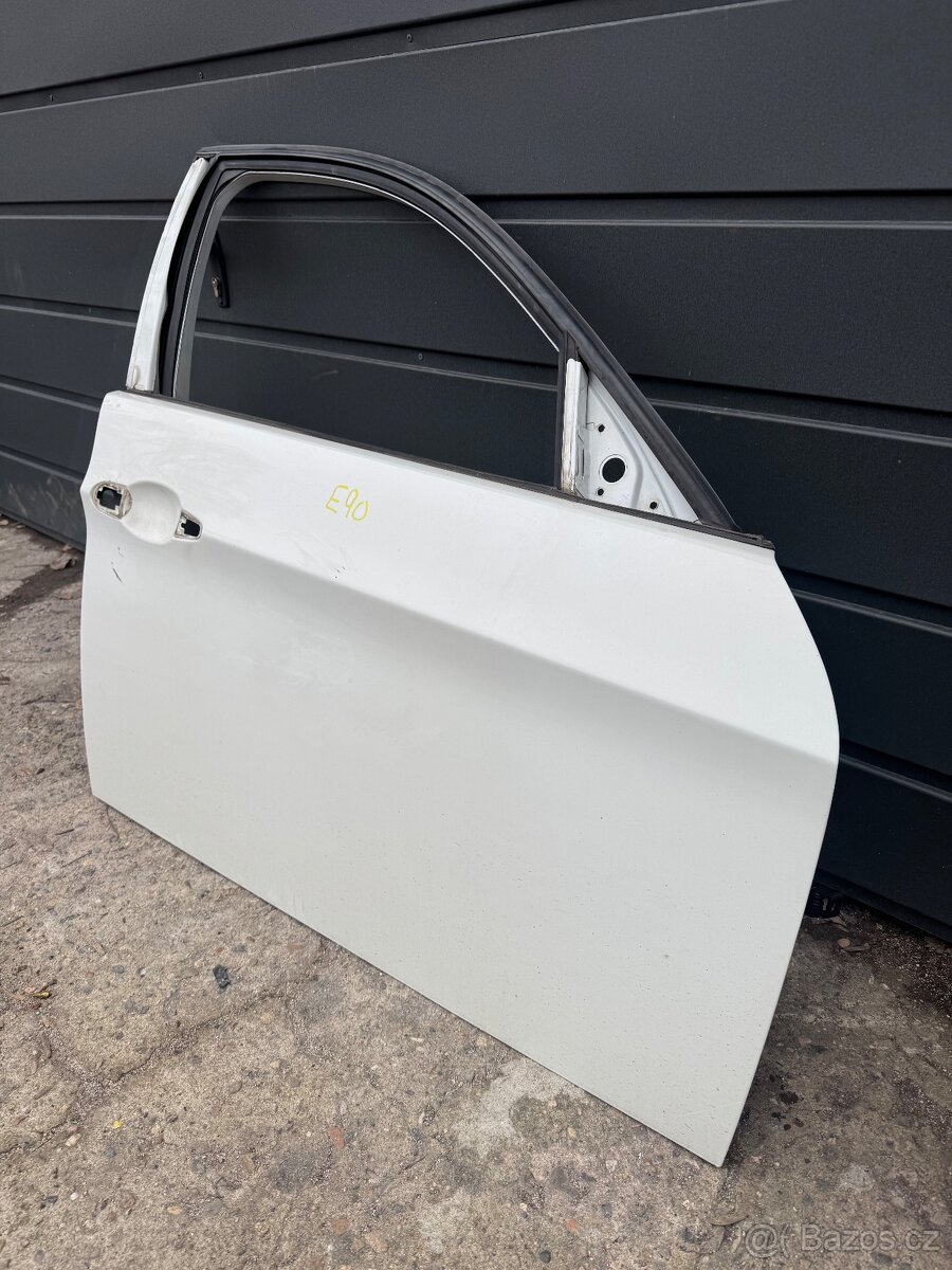 BMW E90 přední pravé dvere - 3