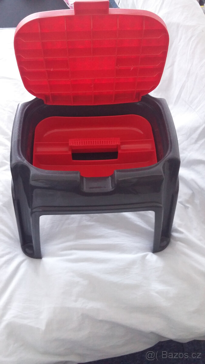 prodám nové dětské plastové stoličky - 3