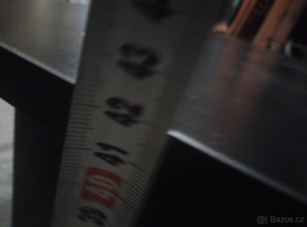 televizní stolek - 3