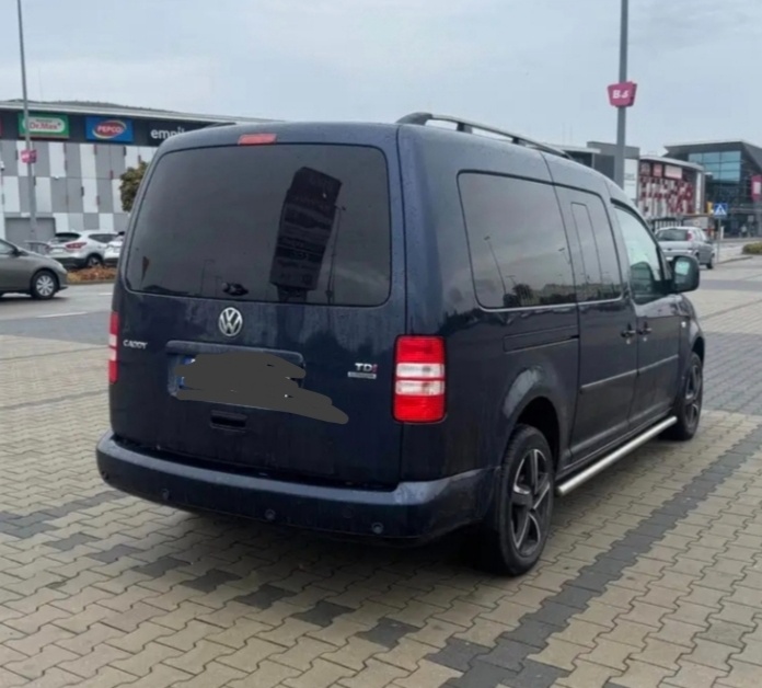 Volkswagen CADDY MAXI 7 míst - 3