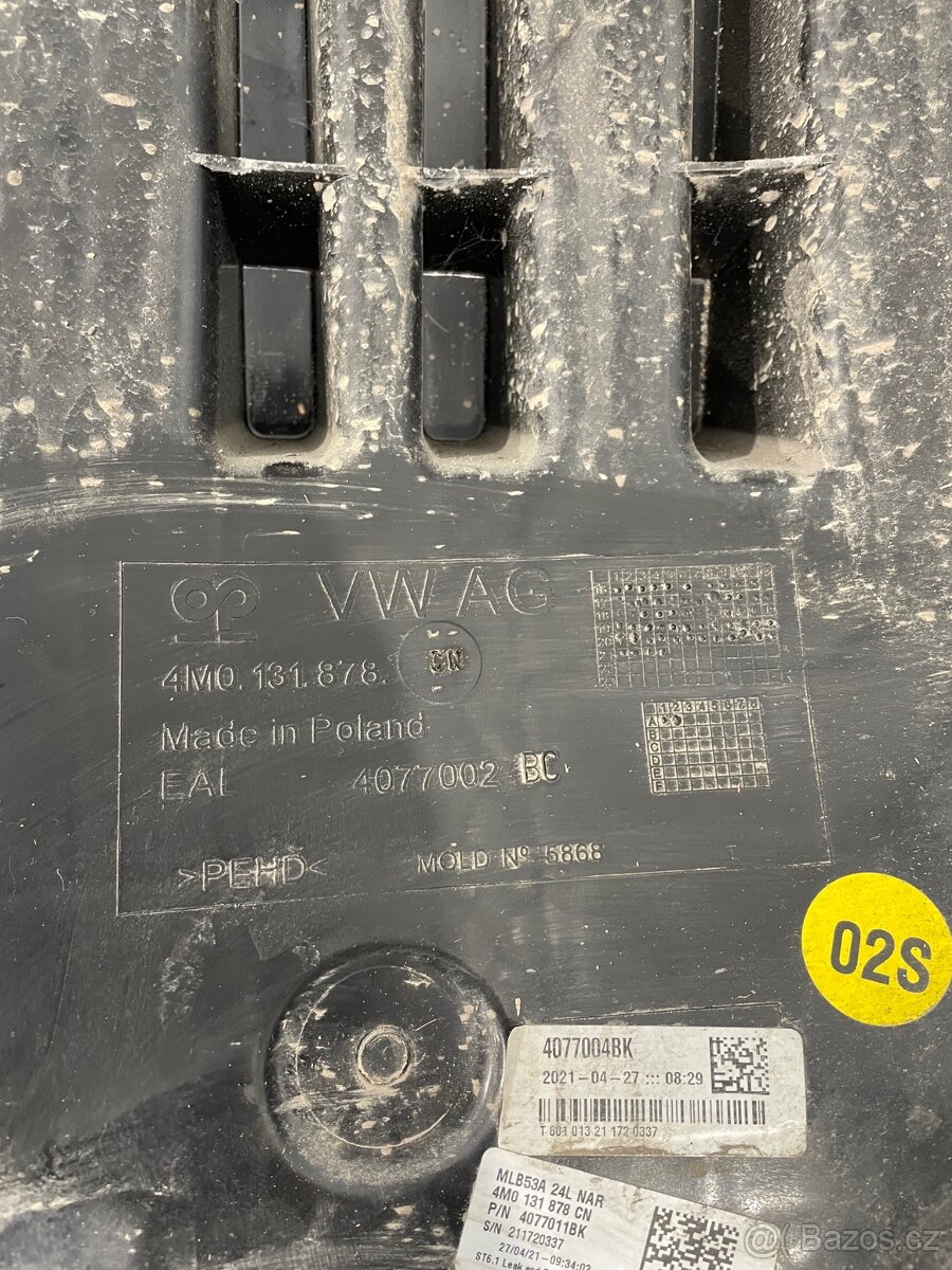 Adblue nádrž VW TOUAREG - 3