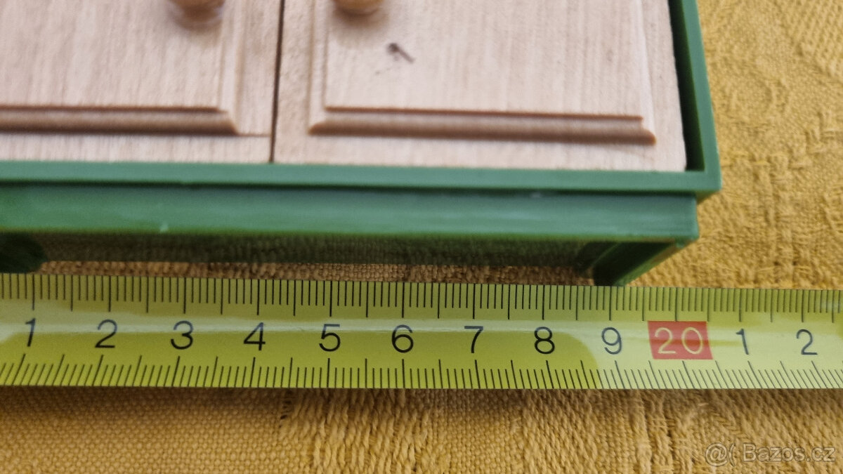 Skříňky - dětské hračky - 3