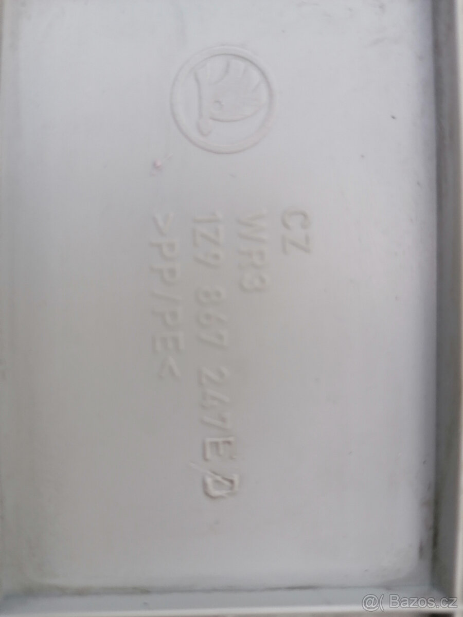 Panel sloupku octavia 2 FL - 3