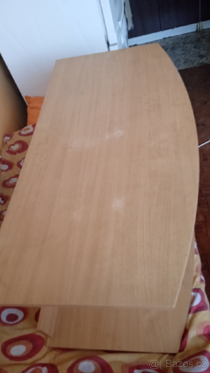 Televizní stolek. - 3