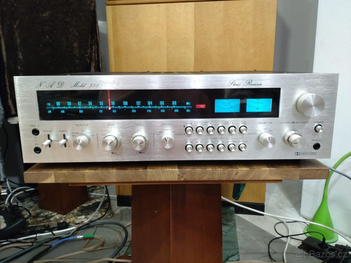 receiver NAD model 300 - 3