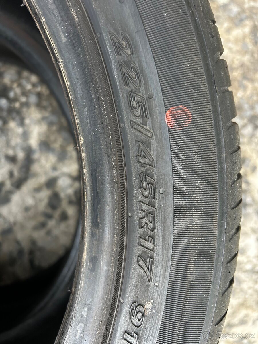 225/45/17 letní sada - 3
