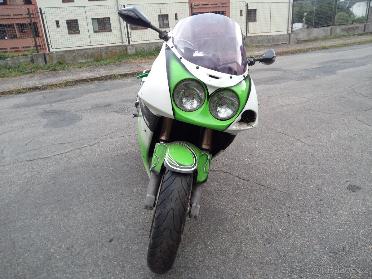 Kawasaki ZXR 750 L - 3