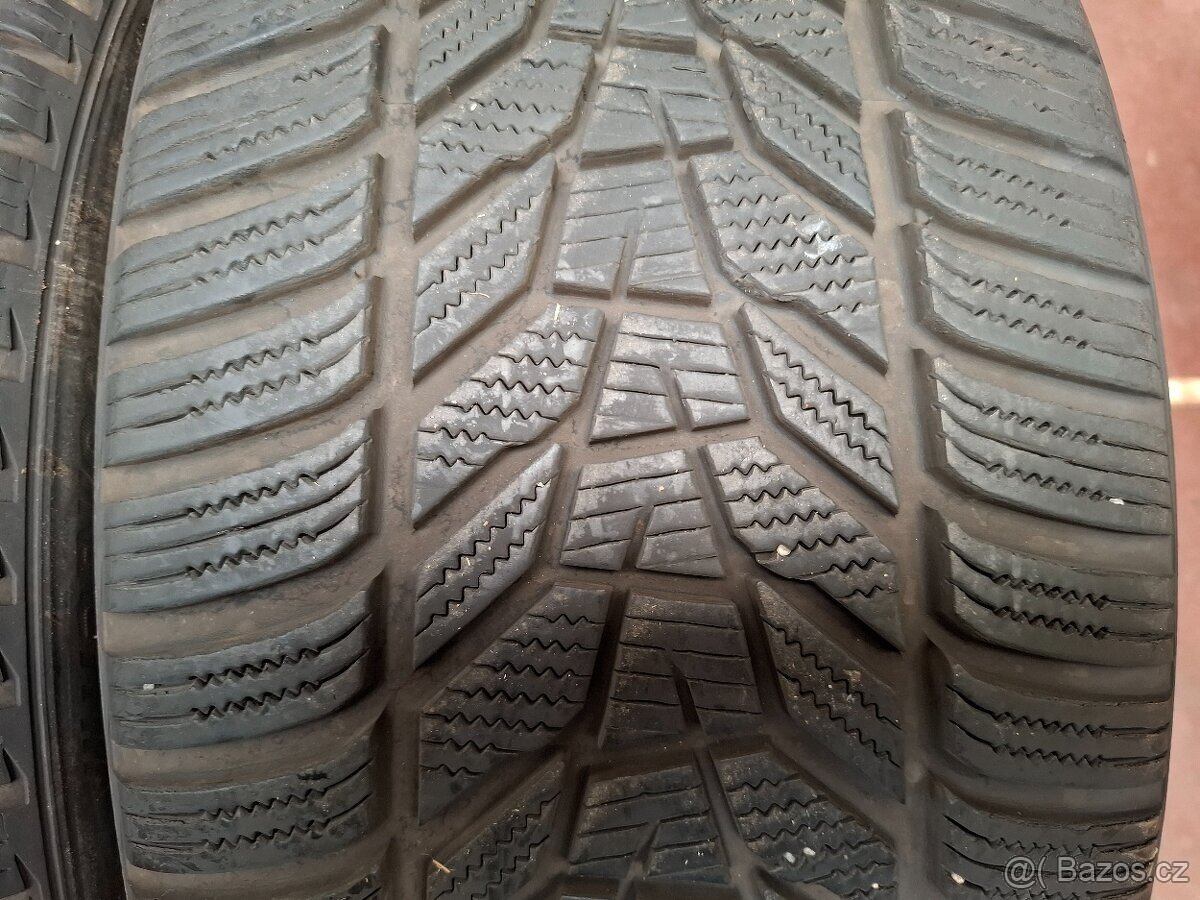 245/35/20 Hankook Zimní 7 mm - 3