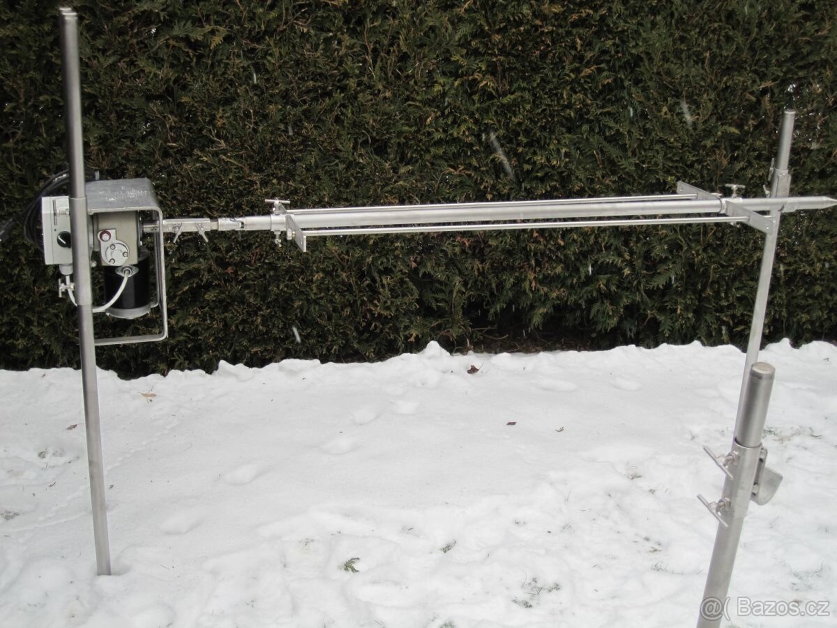 Skládací gril na prase - 3