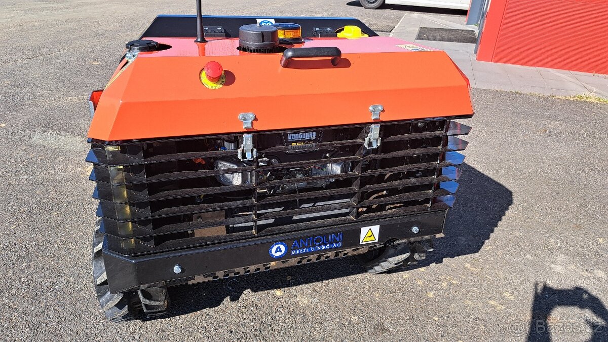 Pronájem dálkově řízeného robota ANTOLINI AV28 - 3