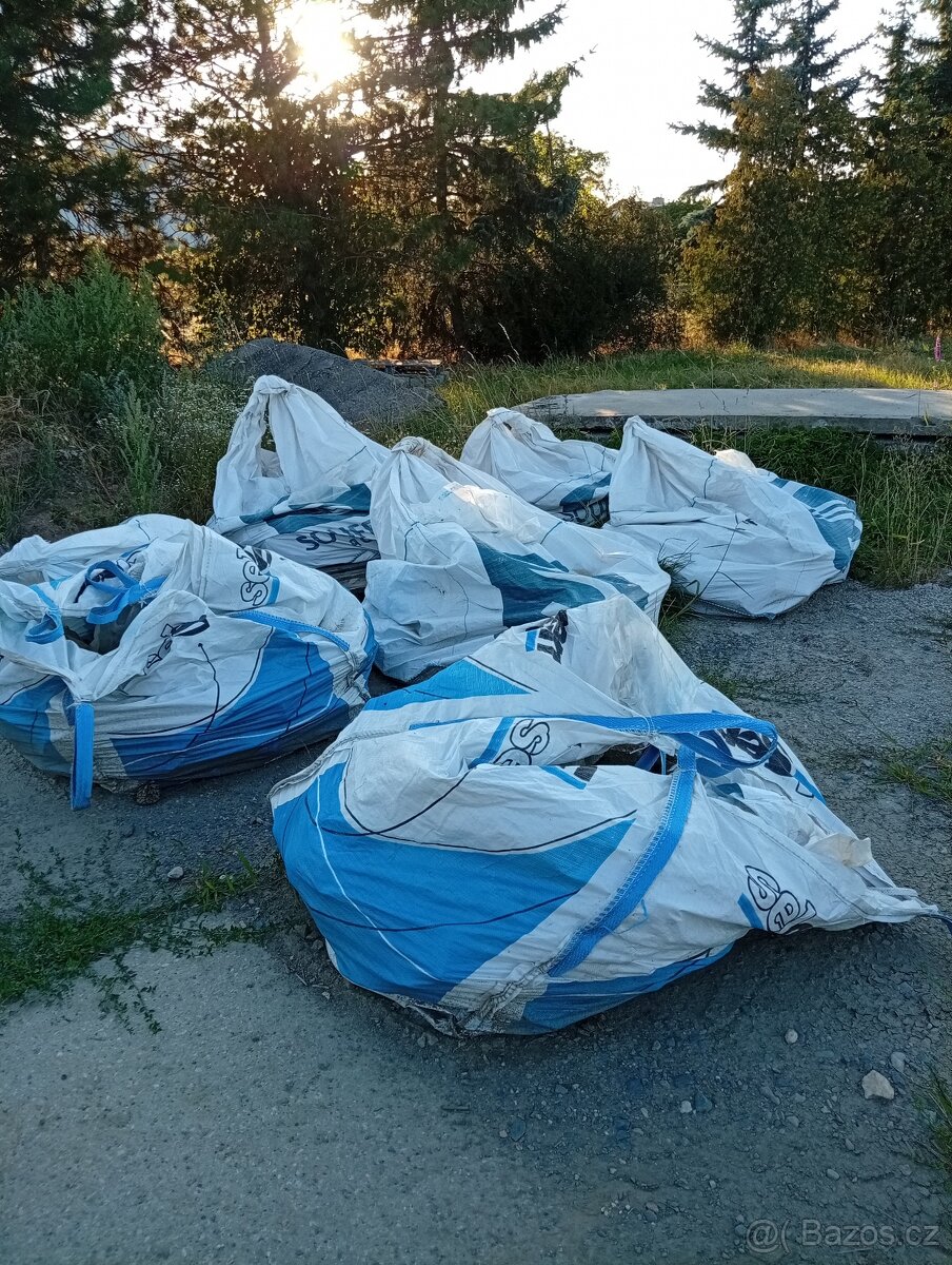 Kočičí hlavy malé - 3