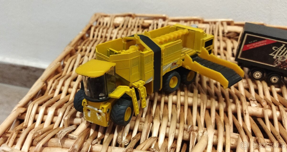 Retro autíčka - kovové, plastové i na setrvačník - 3