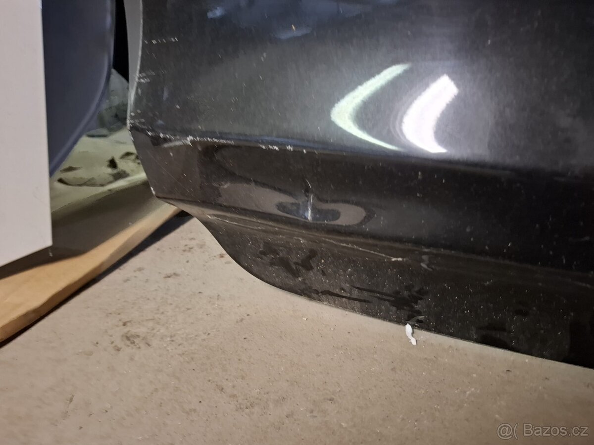 Zadní páté dveře BMW x3 - 3