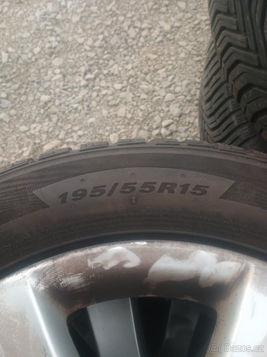 Originální alu kola - 195/55 R15 et43 6j zimní pneu - 3