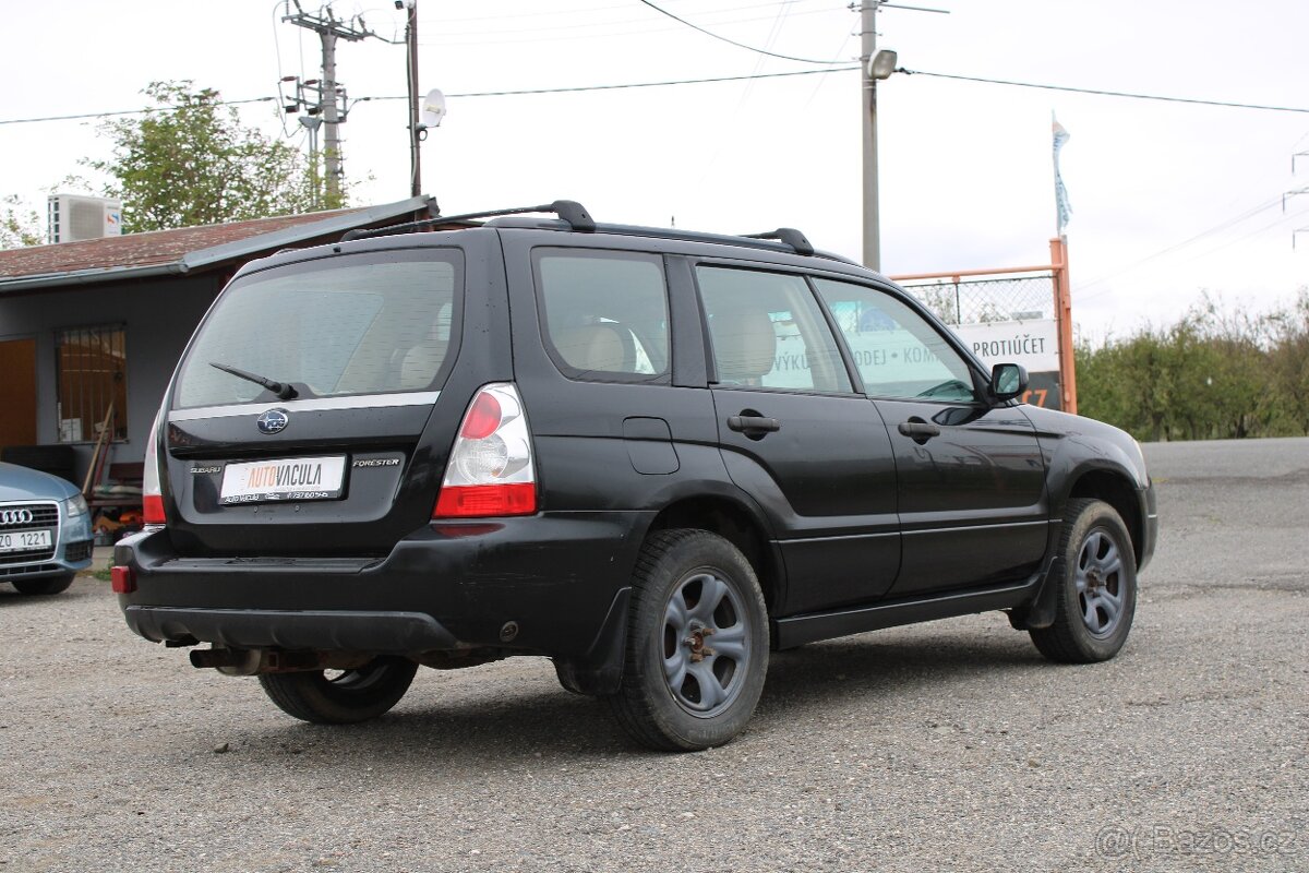 Subaru Forester, 2,5i 129KW, 4 x 4, STK 9/2026, r.v. 2006 - 3