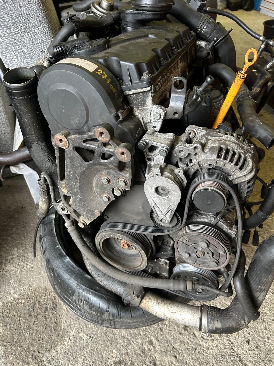 Prodám motor 1.9TDi 96KW ASZ - 3