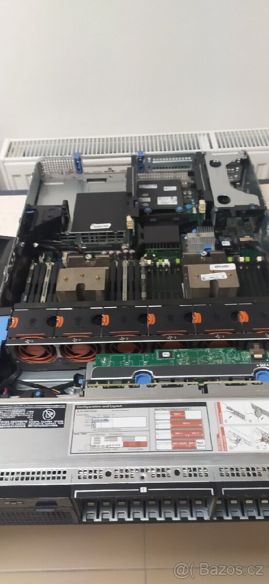 PowerEdge R720 - 1x Intel(R) Xeon(R) CPU E5-2630 0 @ 2.30GHz - 3