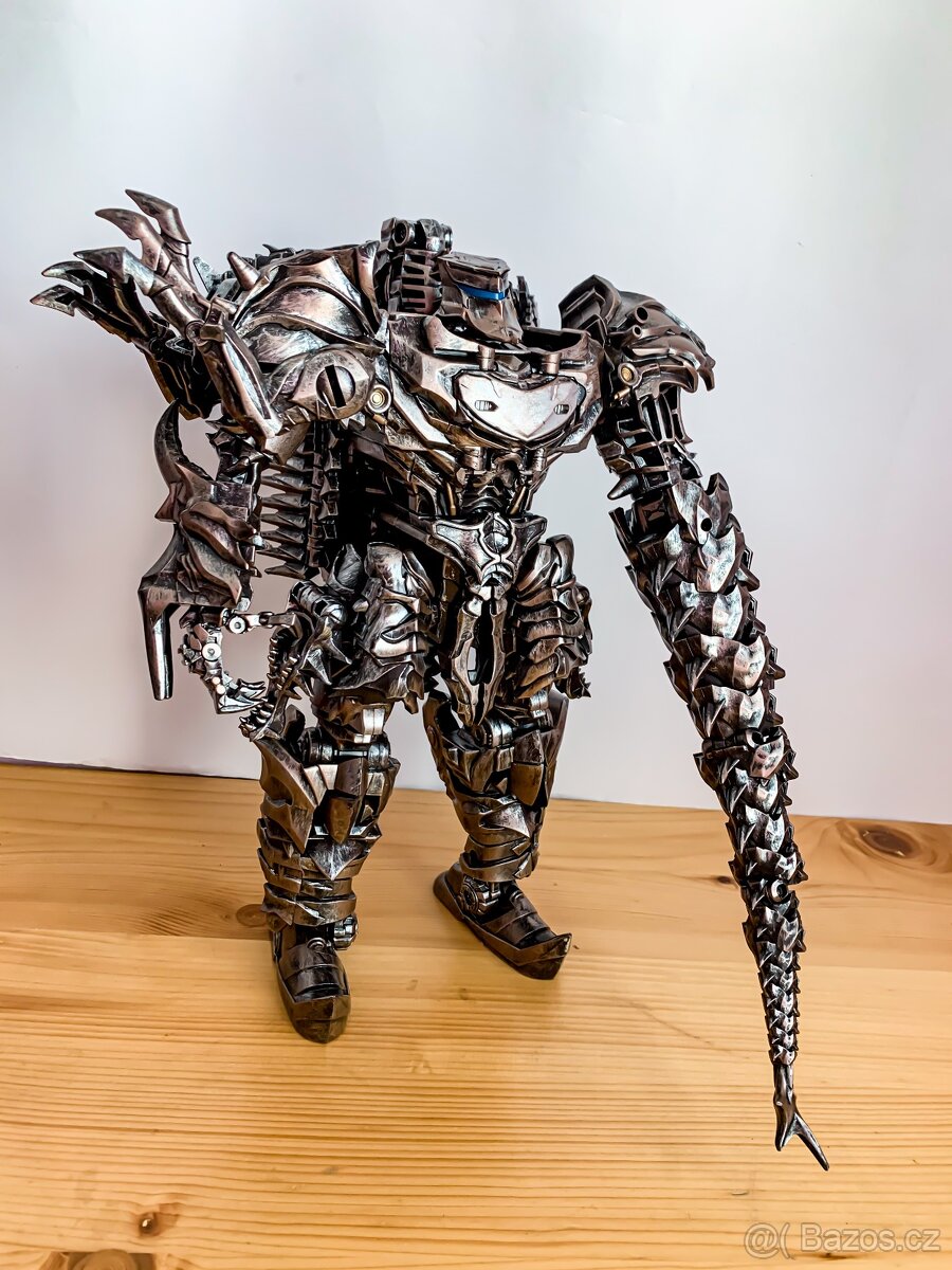 Transformers - Scorn (Black Mamba LS11) - 3