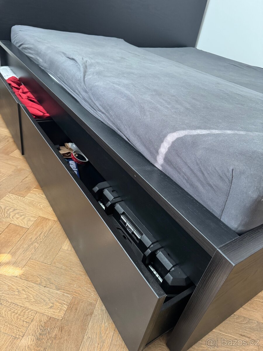 Postel 180x200 Malm IKEA černá - 3