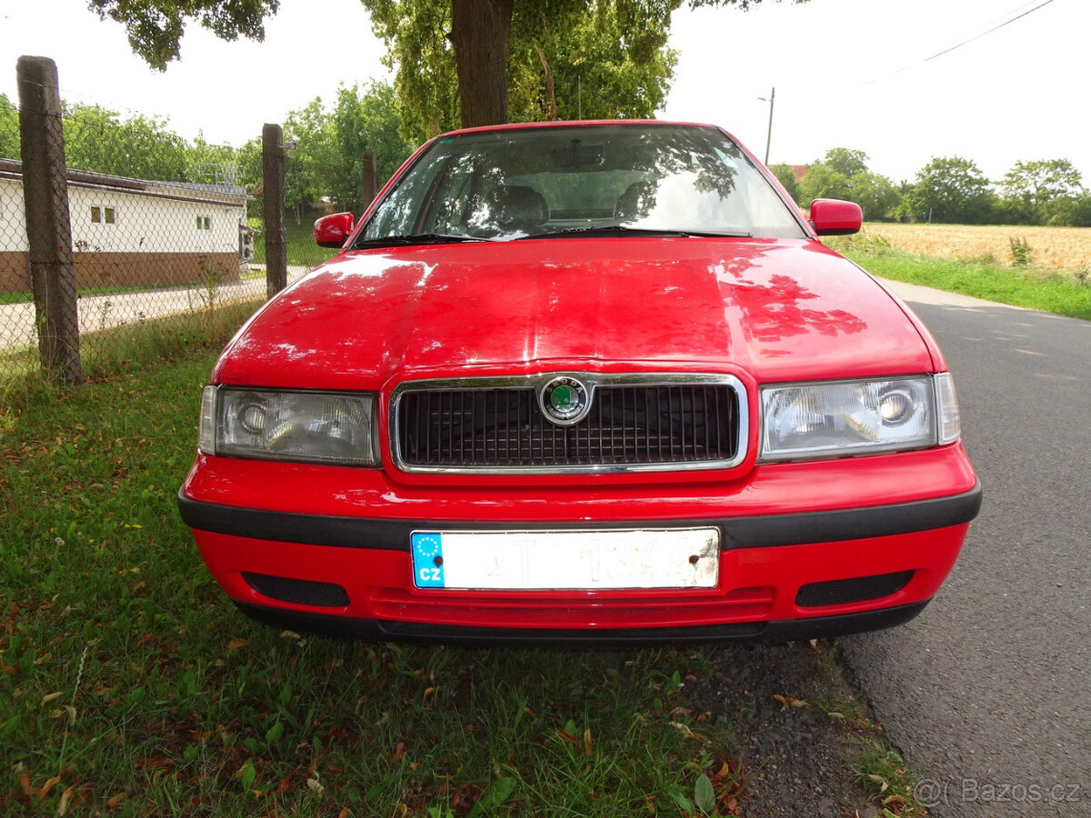 Škoda Octavia 1.6 GLXi 74kW - 3