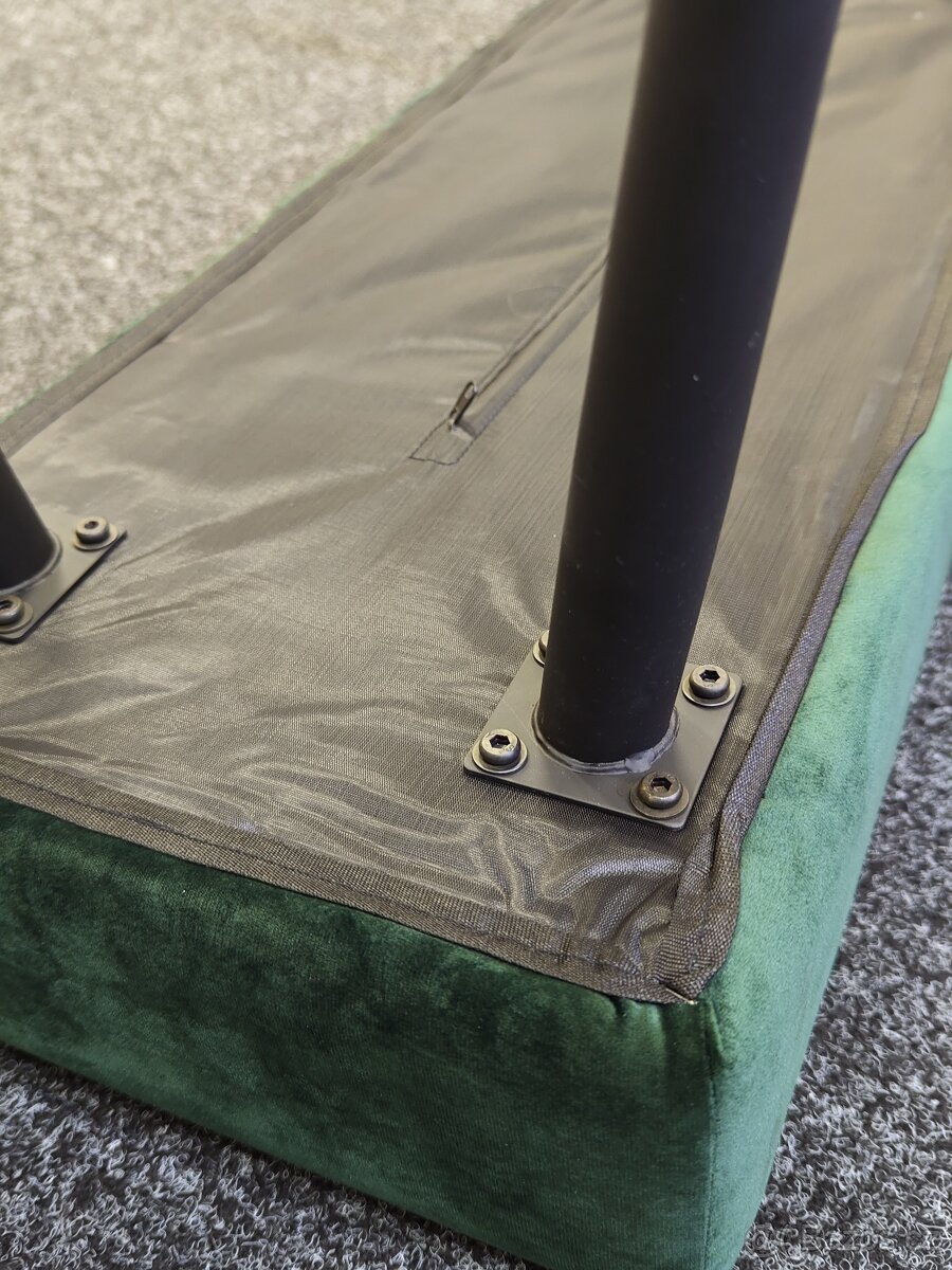 Lavice Rjukan tm. zelený samet - 3