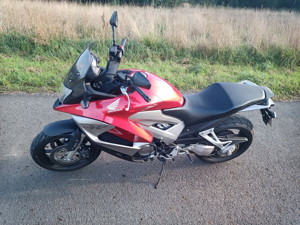 Honda VFR 800 X Crossrunner - 3