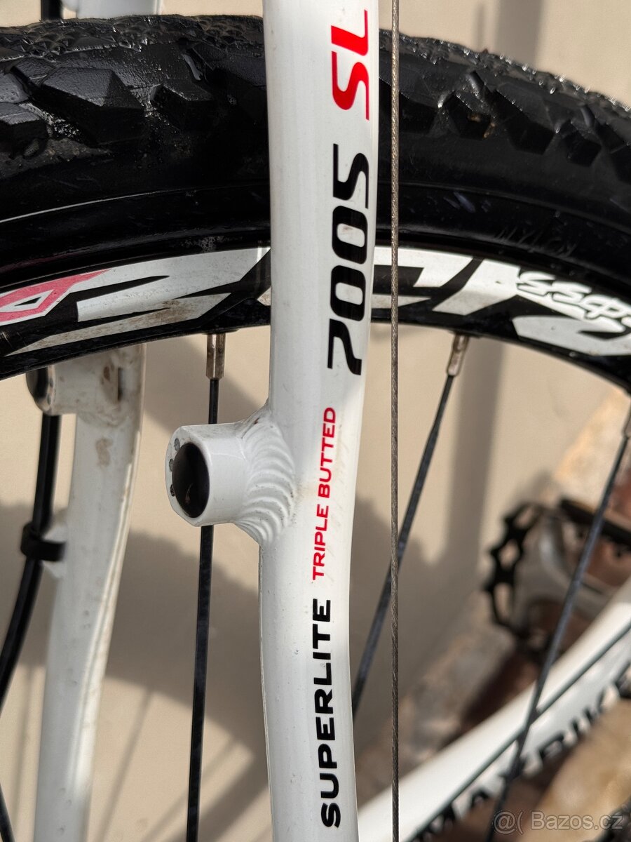 Horské kolo Maxbike M700 výborný stav vel 19,5 - 3