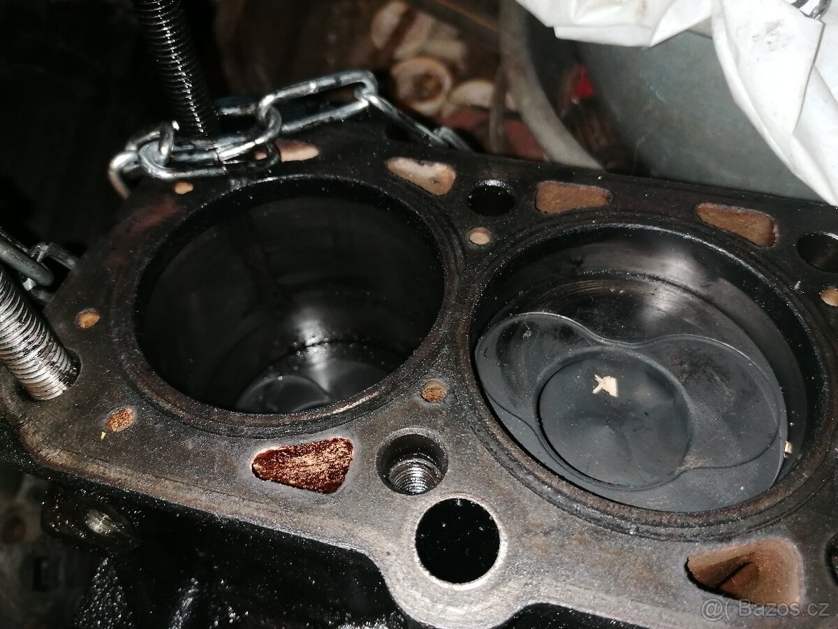 Blok motoru 1.9tdi 81kw AFN - 3