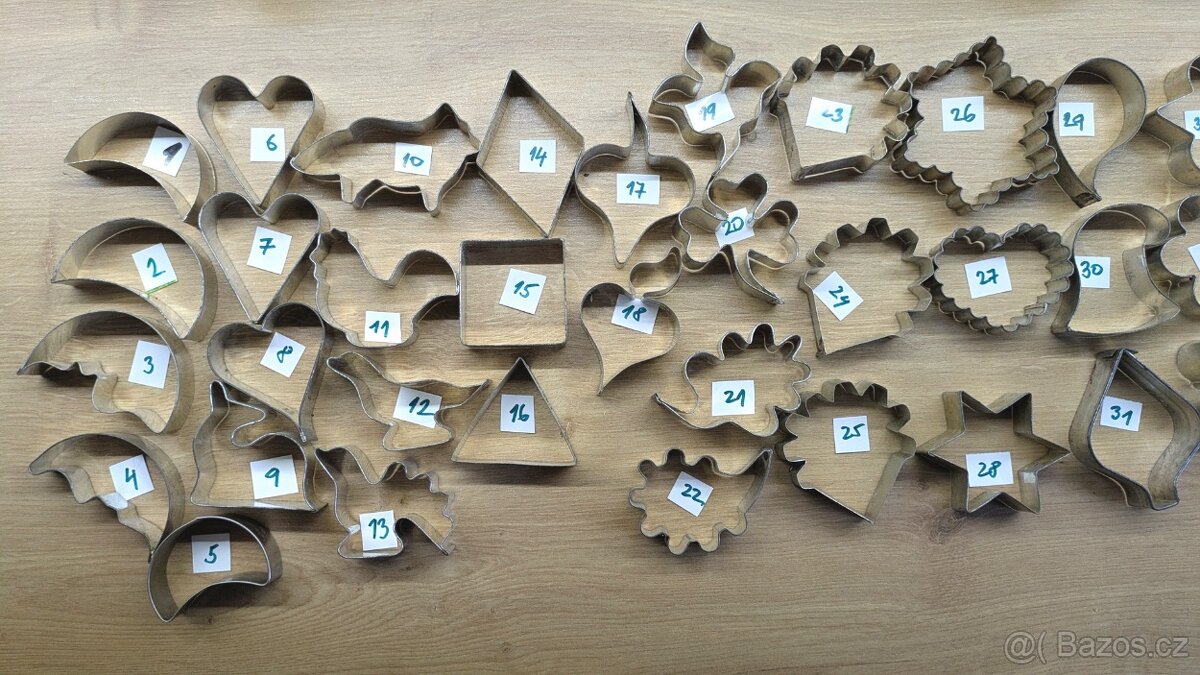 Formičky na cukroví vánoční a formy na dorty - 3