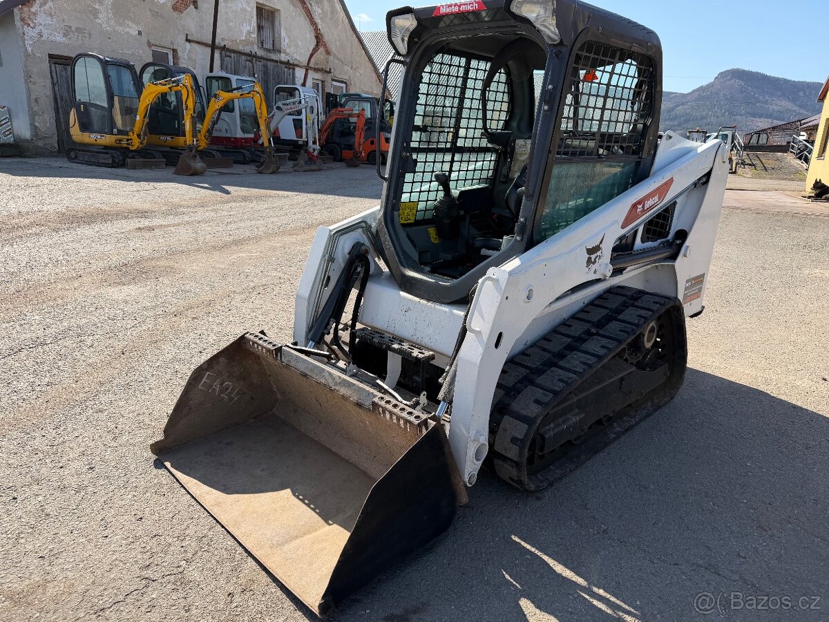 Pasovy smykovy Bobcat T450 2019 rok - 3