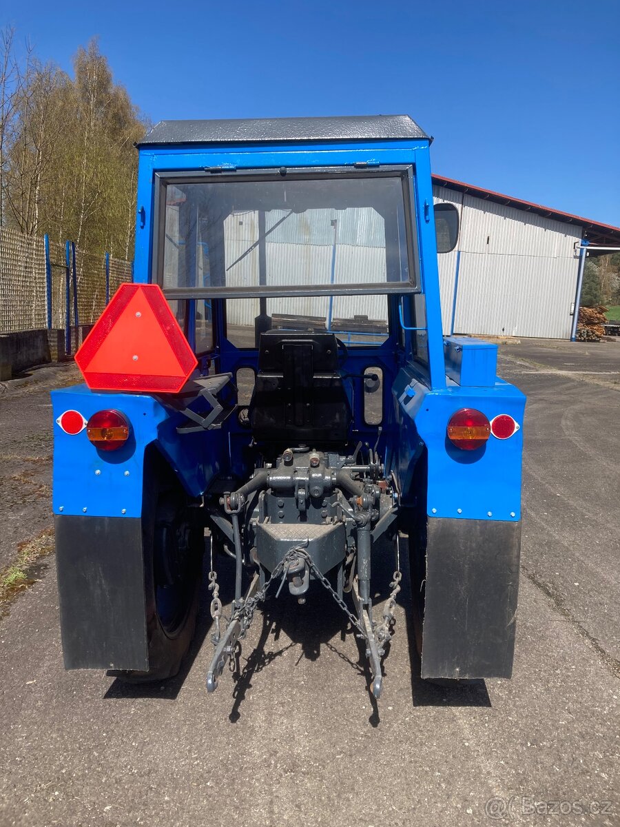 Traktor Zetor 3511 - 3