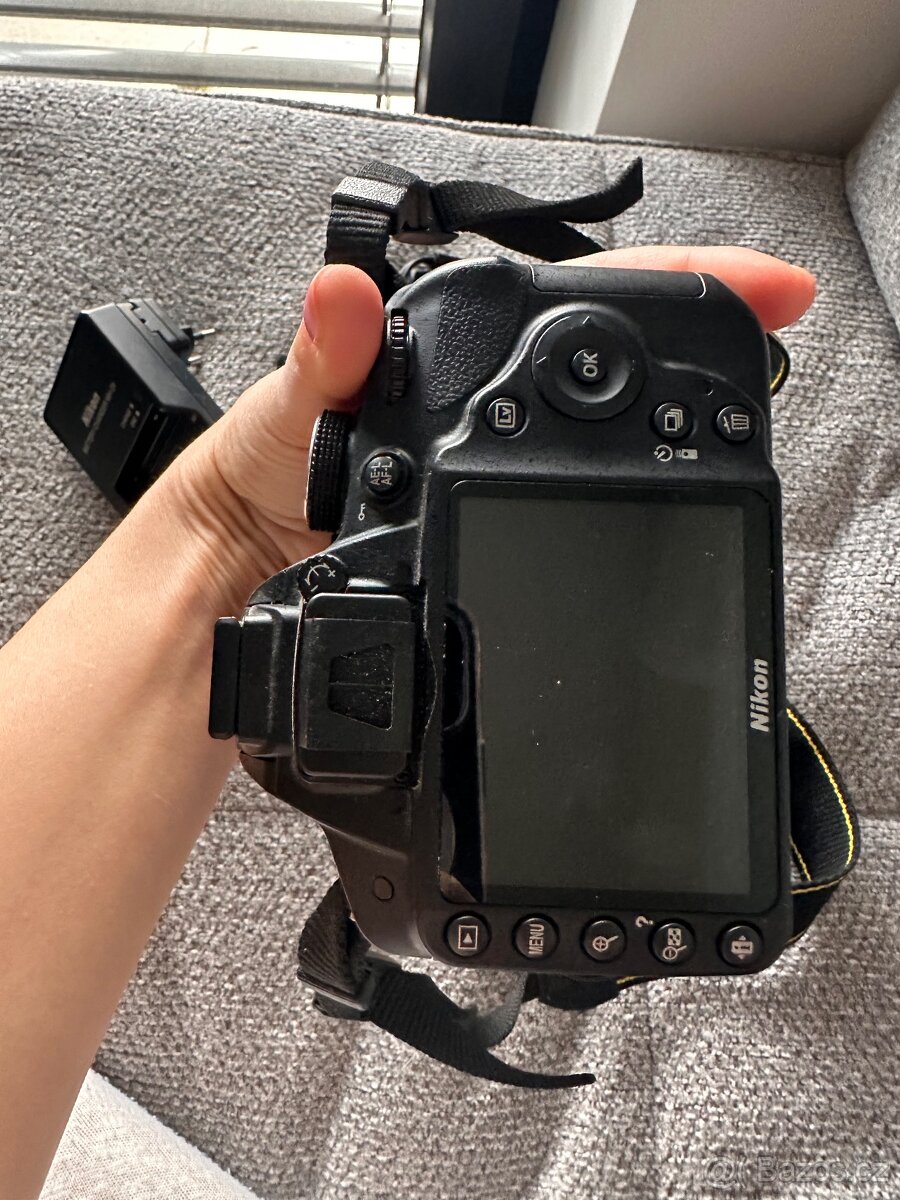NIKON D3200 - 3