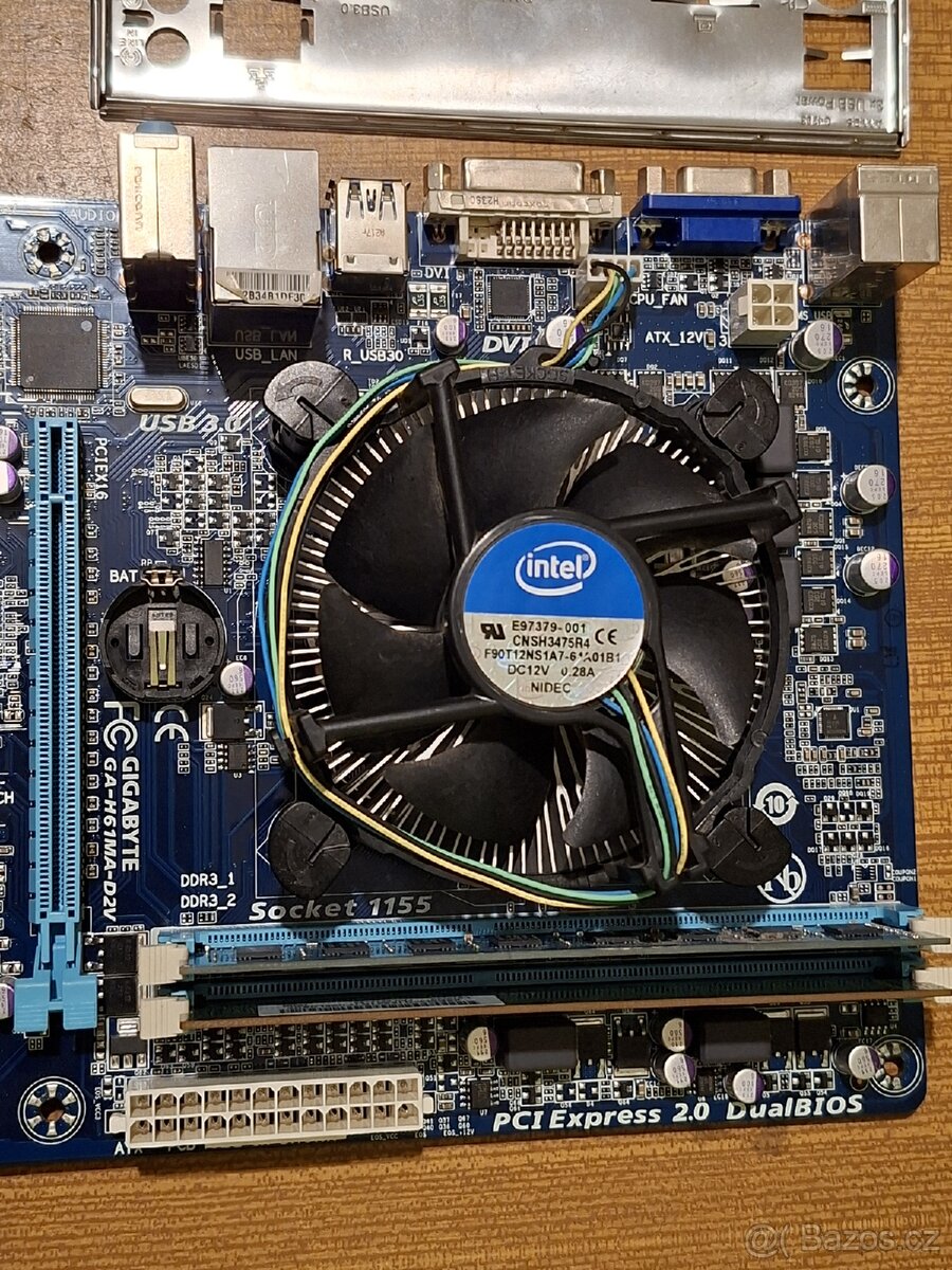 Kombo Gigabyte H61MA-D2H Intel Core i5 6GB DDR3 RAM - 3