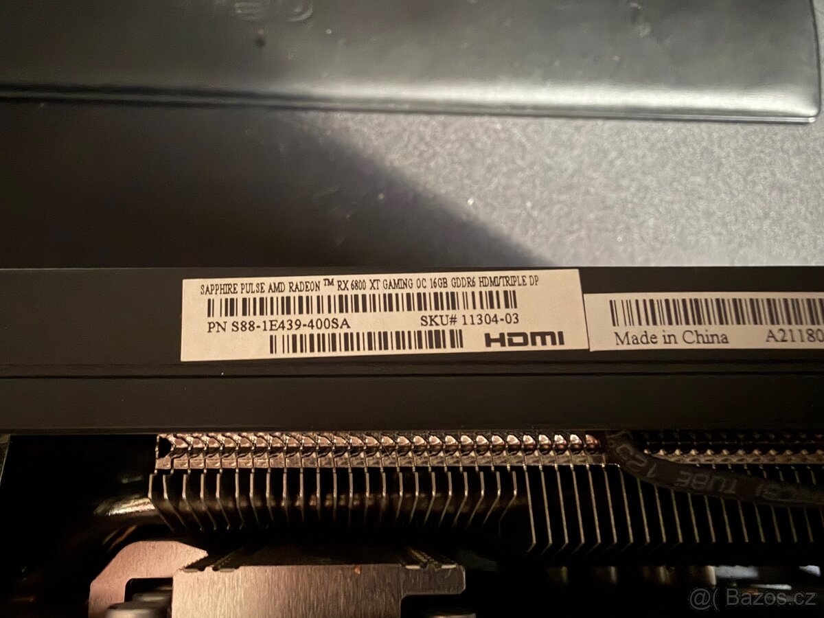 Sapphire Pulse AMD Radeon RX 6800 XT 16 GB - 3