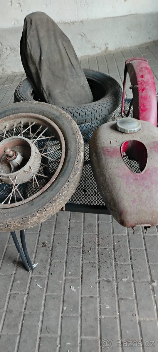 Jawa 250 - 3