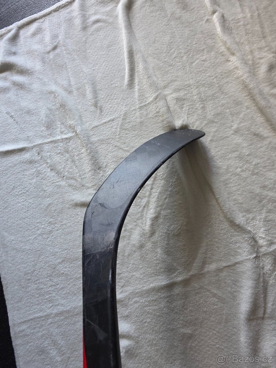 Prodám hokejku Bauer Nexussync profi model - 3