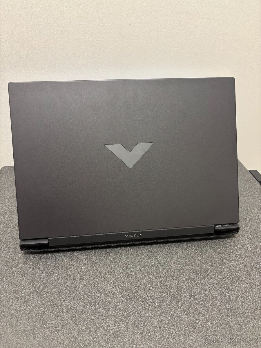 HP Victus 15-fa2711nc - NVIDIA GeForce RTX4050 - 3
